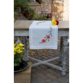 Цветы и лаванда Набор для вышивания крестом (скатерть) Vervaco PN-0166929