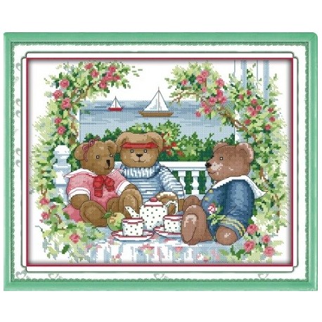 Медвежье чаепитие Набор для вышивания крестом с печатной схемой на ткани Joy Sunday C493
