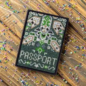 Обложка на паспорт Набор для вышивания бисером на искусственной коже Wonderland Сrafts FLBB-056