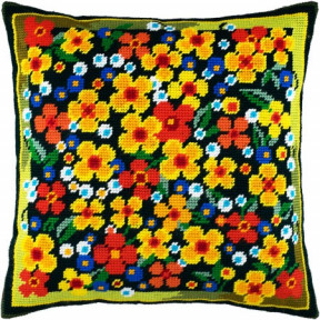 Набор для вышивки подушки Чарівниця V-130 Цветы на лужайке