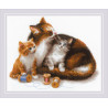 Набор для вышивания крестом Риолис 1811 Кошка с котятами фото
