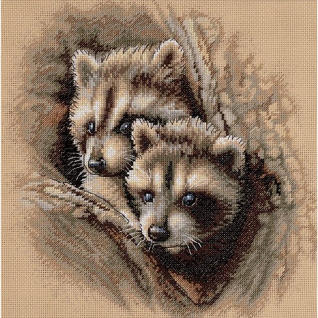 Набір для вишивання Dimensions 35253 Two Raccoon Cubs фото
