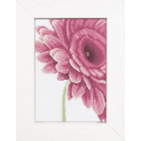Набор для вышивания Lanarte L35053 Close-Up Pink Flower