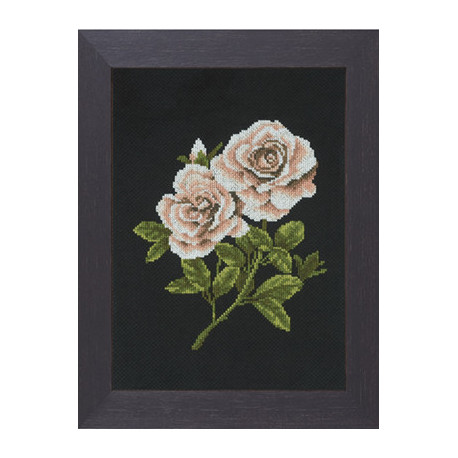 Набор для вышивания Lanarte L38011А Roses on black фото