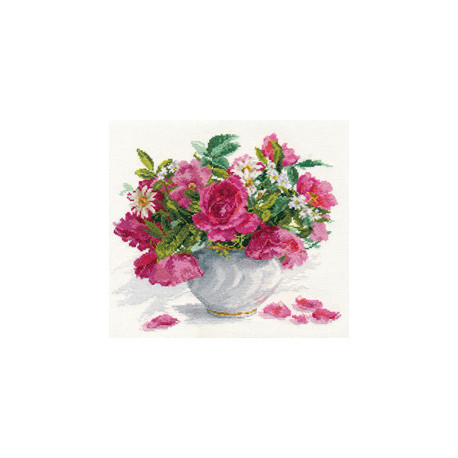 Набір для вишивки хрестиком Аліса 2-25 Квітучий сад.Рози і