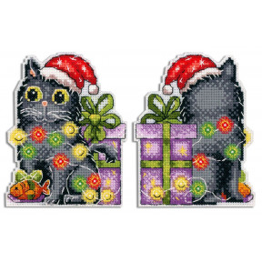 Ёлочная игрушка. Кот с гирляндой Набор для вышивки крестом МП Студия Р-709