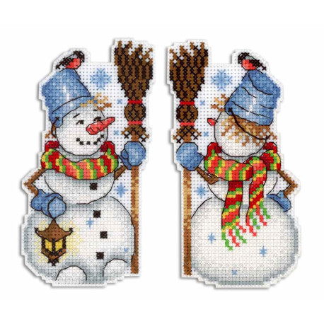 Снеговик Набор для вышивания крестиком новогодней игрушки