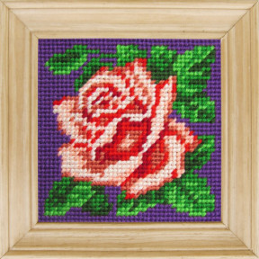 Пышная роза Канва с нанесенным рисунком Чарівниця C-05